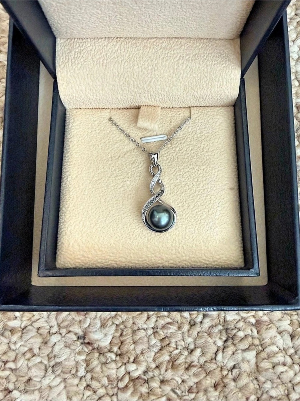 Genuine Tahitian Black Pearl Necklace Christmas